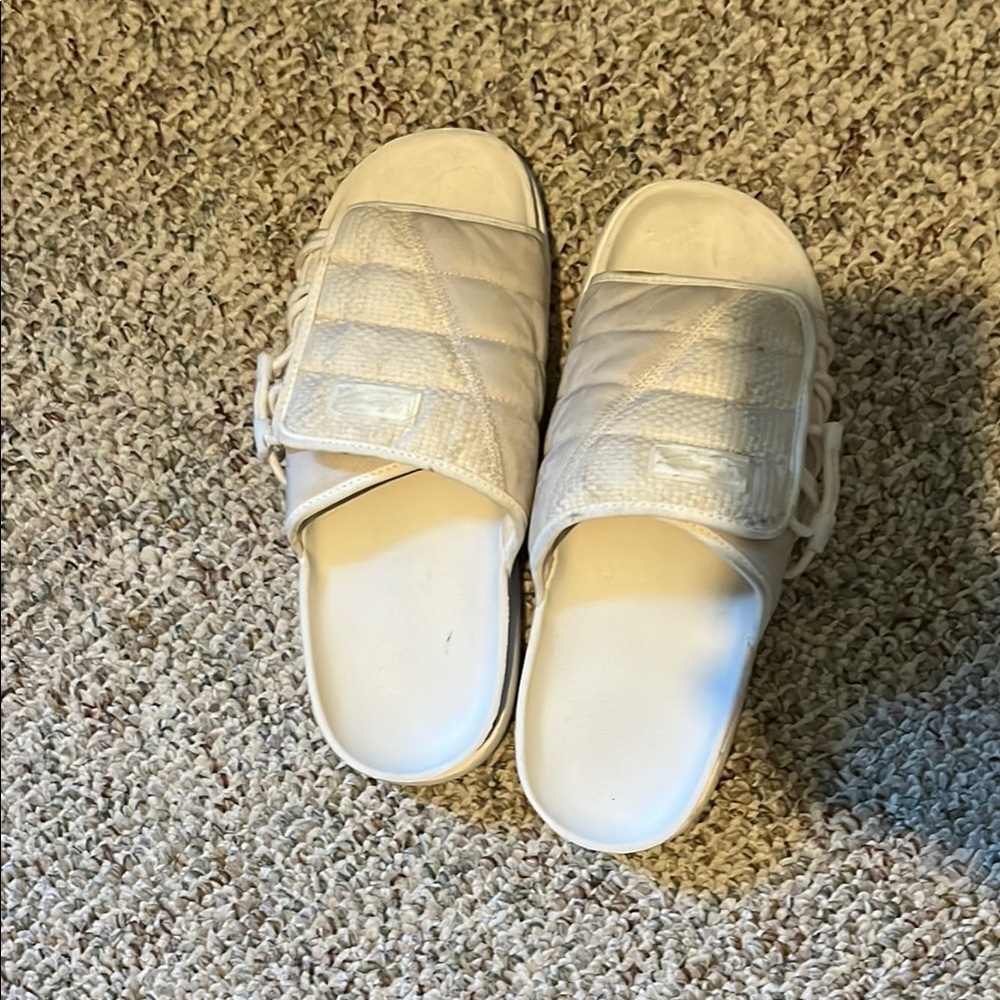 Nike WE men’s slides size 10